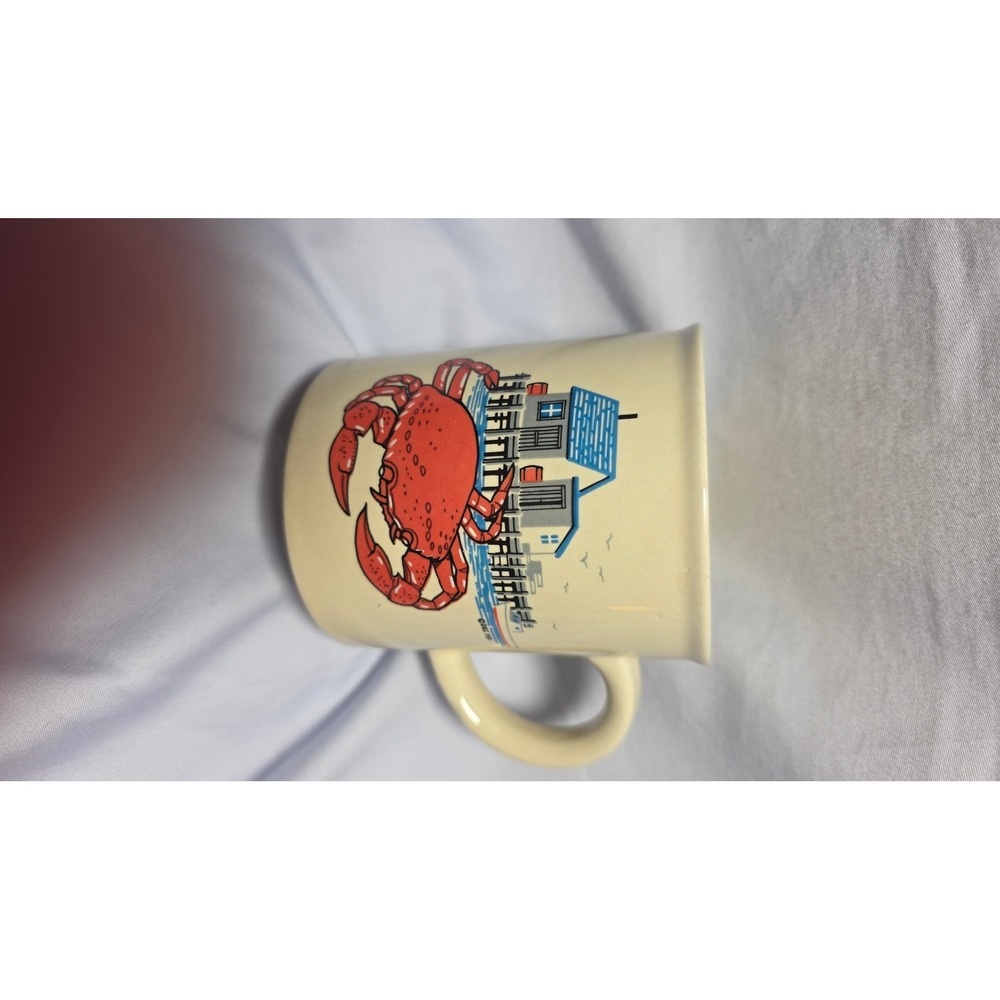 Vintage 1981 Red Crab Coastal Beach House Ceramic Coffee Mug Cream Nautical
